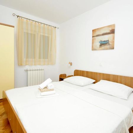 Apartments Penic Trogir Ngoại thất bức ảnh