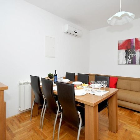 Apartments Penic Trogir Ngoại thất bức ảnh